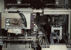 プレートフィンチューブ熱交換器とは